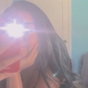 Meet your Posher, Hailey